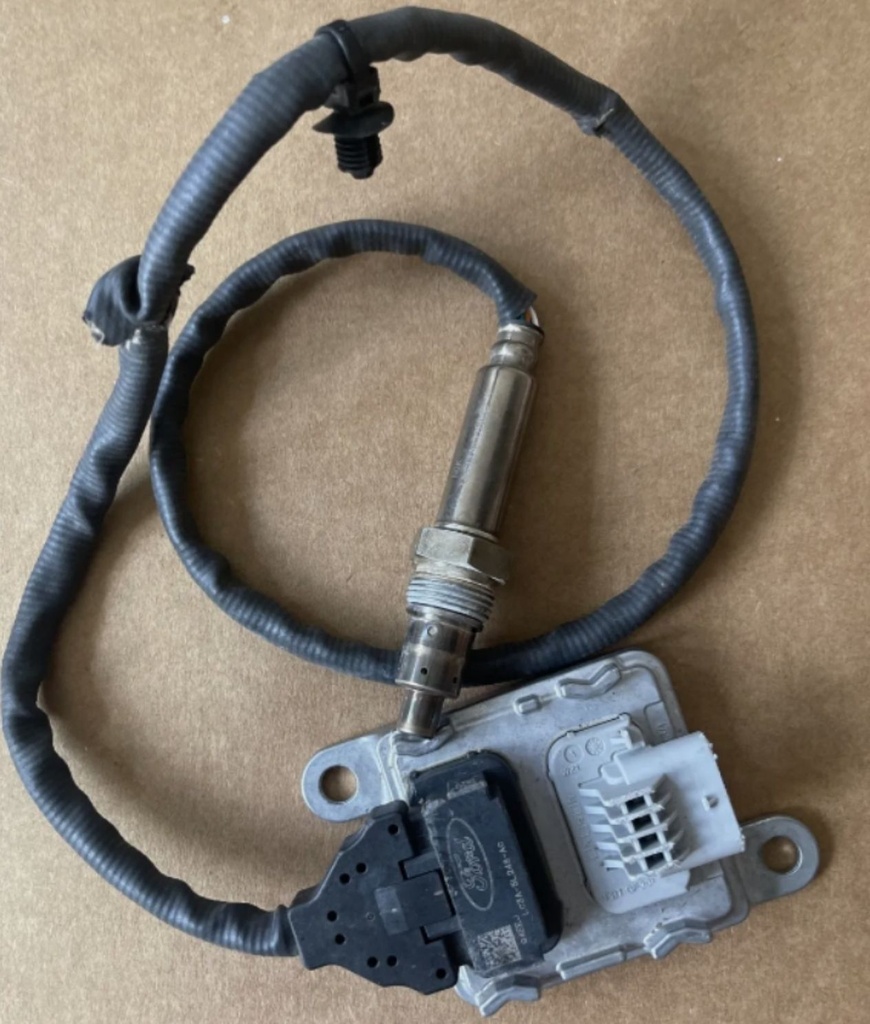 [WXD0832] Nitrogen Oxygen Sensor for Ford JB3G-5L248-AA  SNS740 