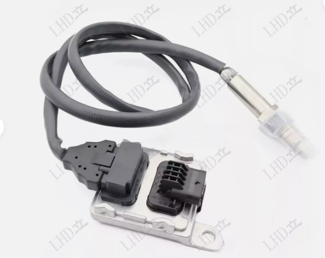 Nitrogen Oxygen Sensor for Kubota 1J631-19374  82571114 SNS3081