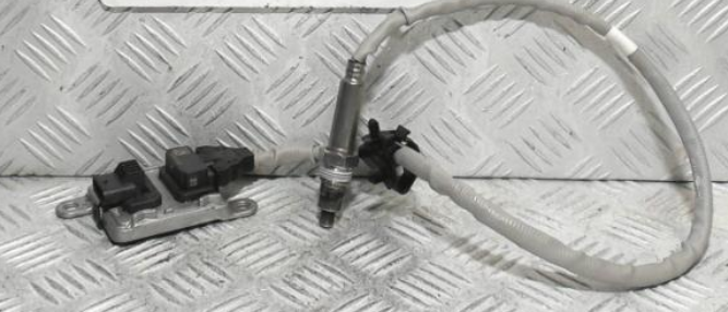 Nitrogen Oxygen Sensor for VW 04L907807EQ 04L907805EQ SNS0952C