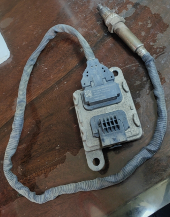 Nitrogen Oxygen Sensor For Yuchai YM3000-1205150 SNS0538 SNS0538A